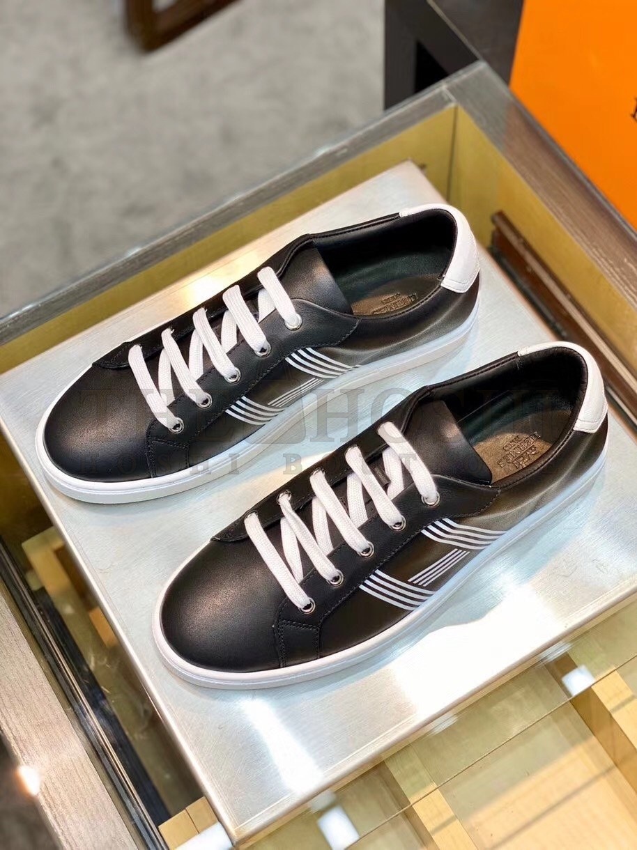 H**me5 Avantage Sneakers In Black Calfskin Master Quality