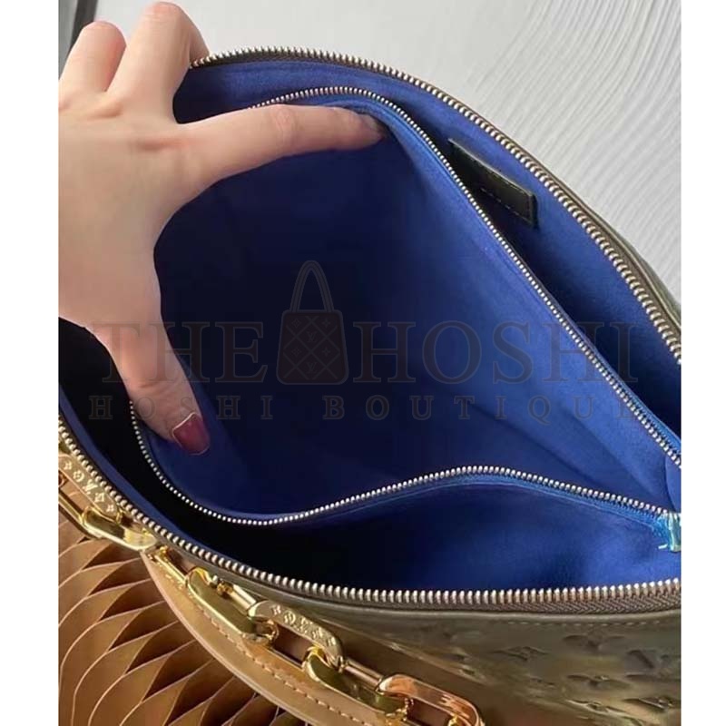 L0vis Vvtt0n LV Women Coussin MM Handbag Khaki Monogram Embossed Puffy Lambskin Master Quality