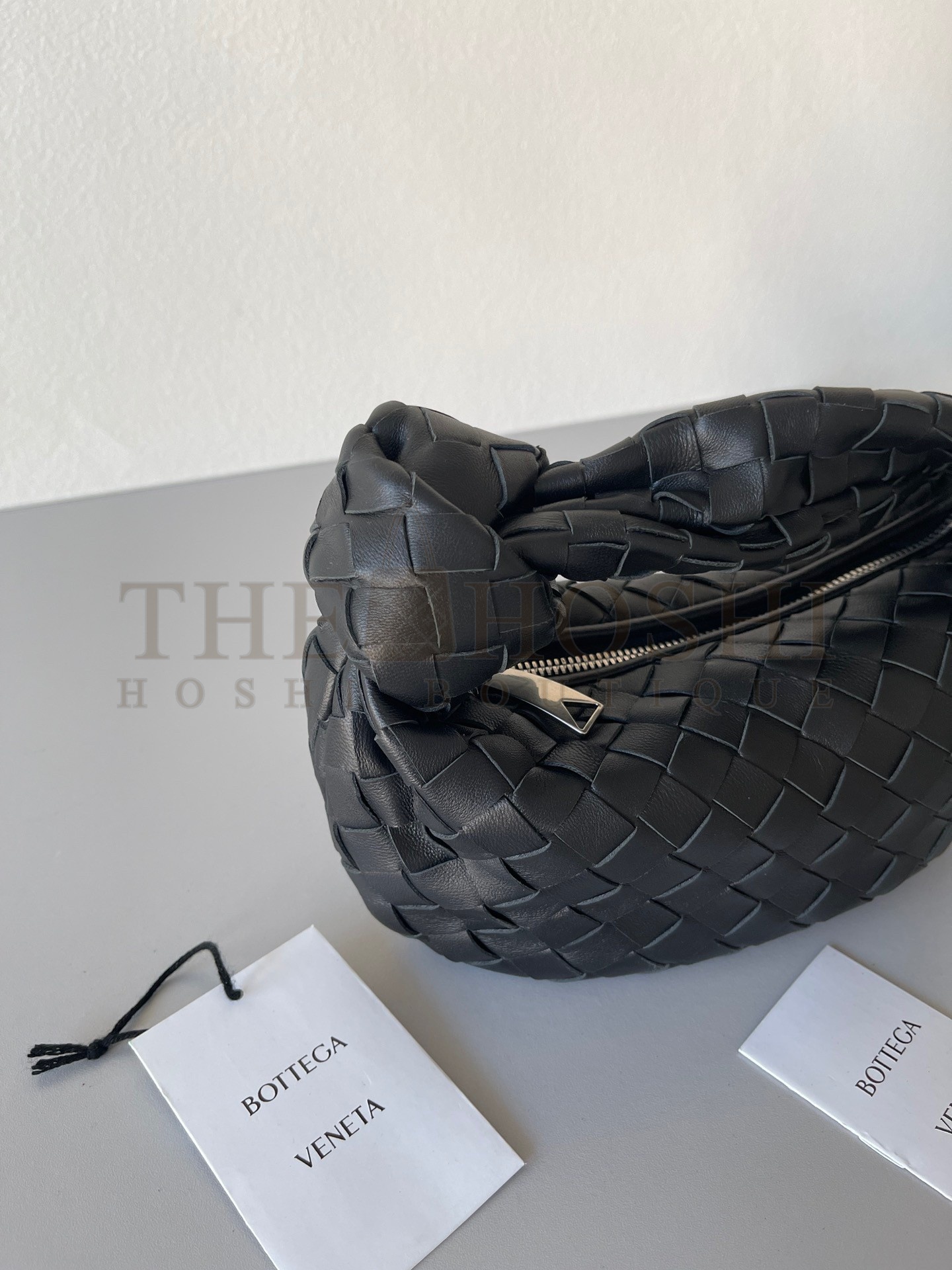 B0tt*ga Ven*ta BV Jodie Mini Bag In Black Intrecciato Lambskin Master Quality