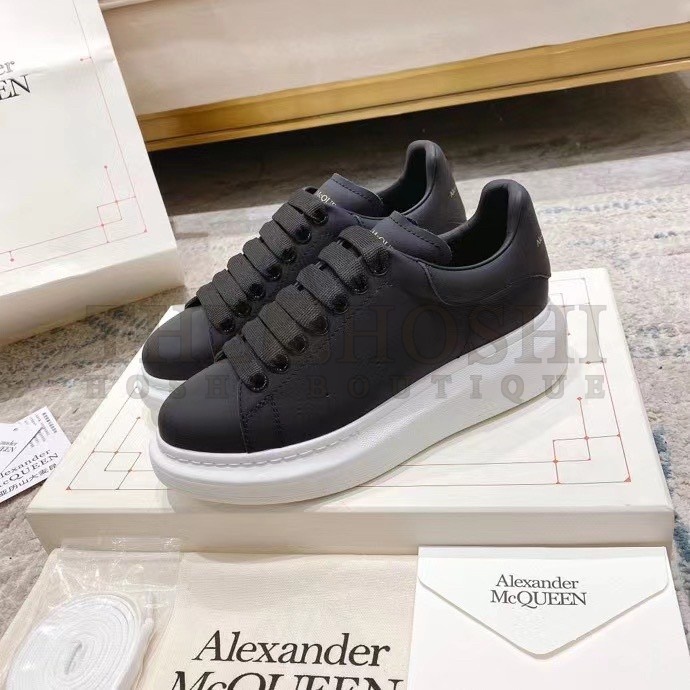 A1exa*der Mcqv*en Women