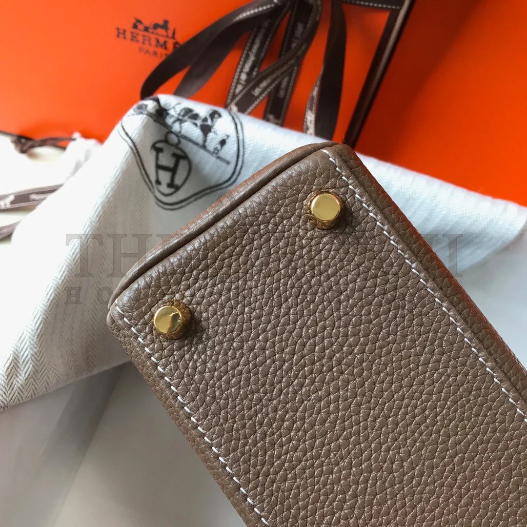 H**me5 Kelly 20cm Bag In Taupe Clemence Leather GHW Master Quality