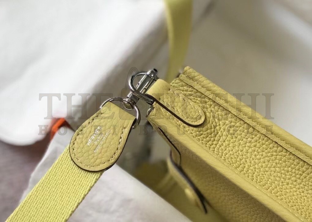H**me5 Evelyne III TPM Bag In Jaune Poussin Clemence Leather Master Quality