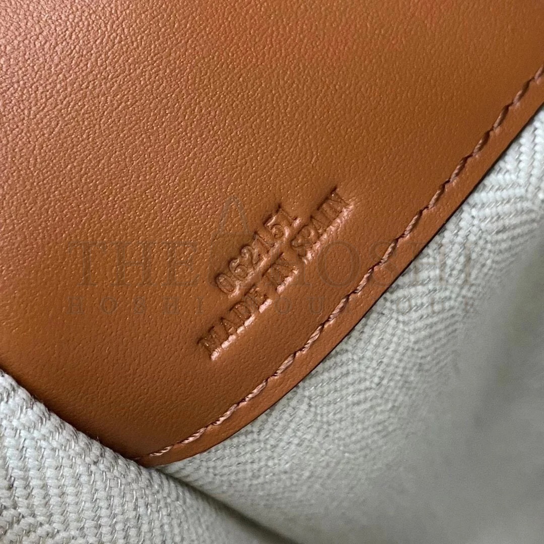L0ew* Cushion Medium Tote In Beige Anagram Jacquard Master Quality