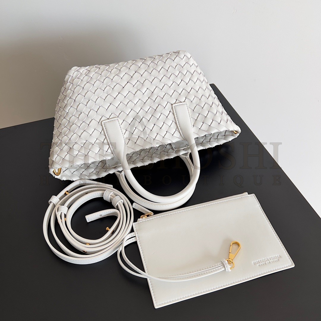 B0tt*ga Ven*ta Cabat Mini Bag In White Intrecciato Lambskin Master Quality