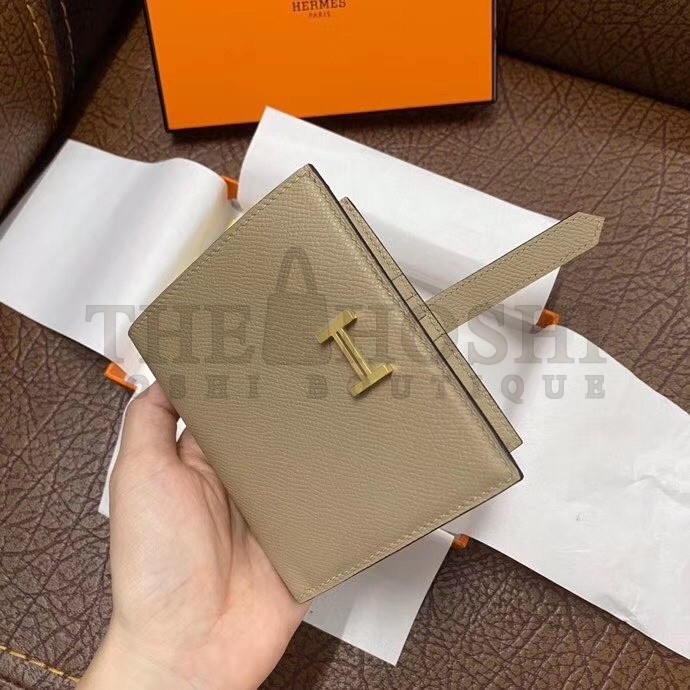 H**me5 Bearn Compact Wallet In Trench Epsom Leather Master Quality
