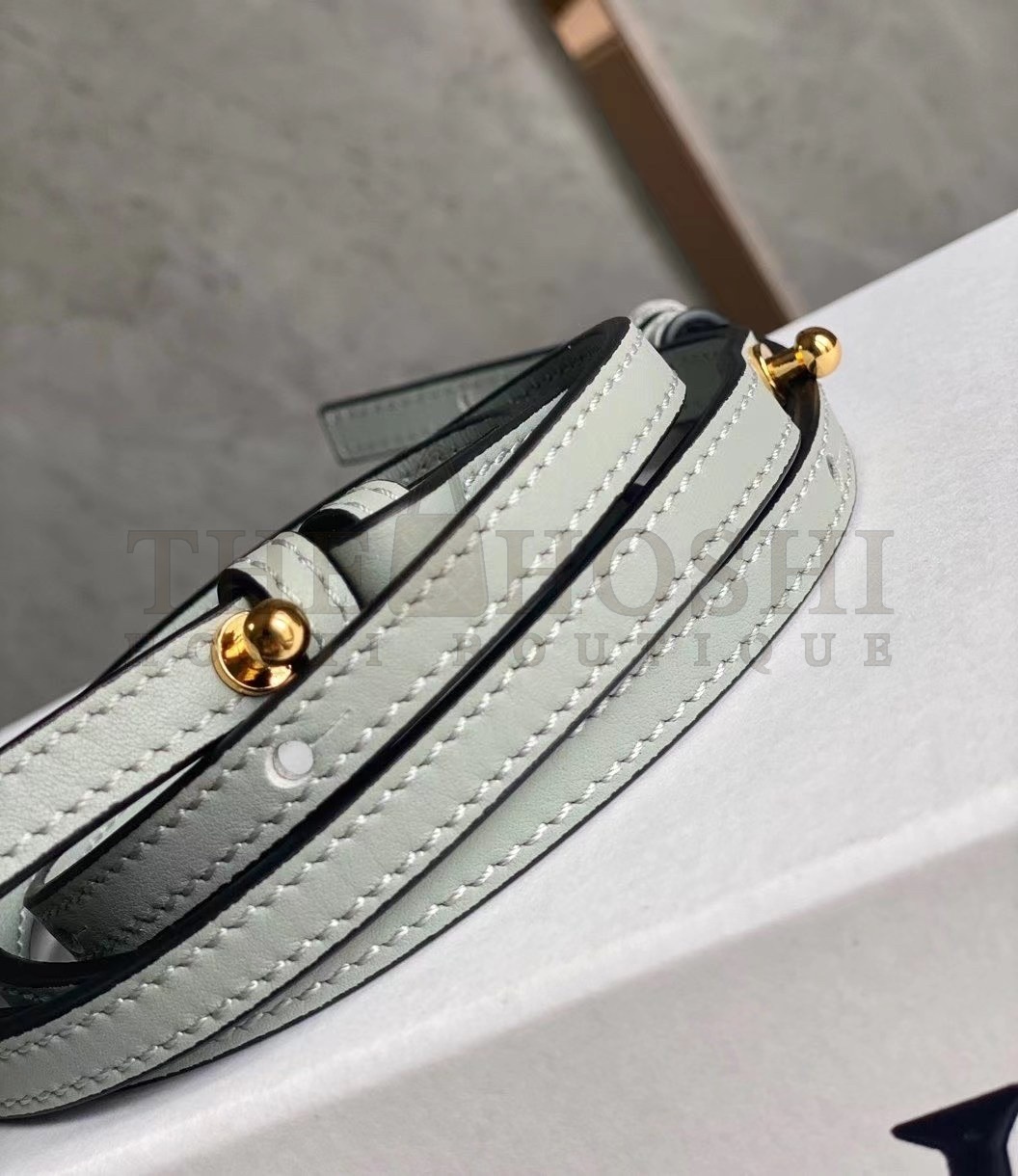 L0ew* Flamenco Clutch In Ash Grey Nappa Leather Master Quality