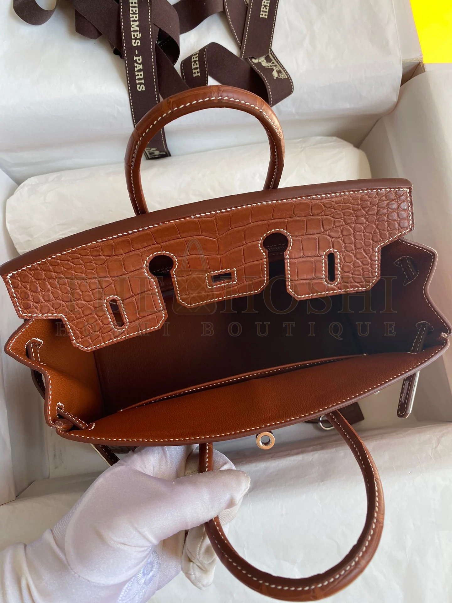 H**me5 Birkin 25 Retourne Handmade Bag In Gold Matte Alligator Leather Master Quality