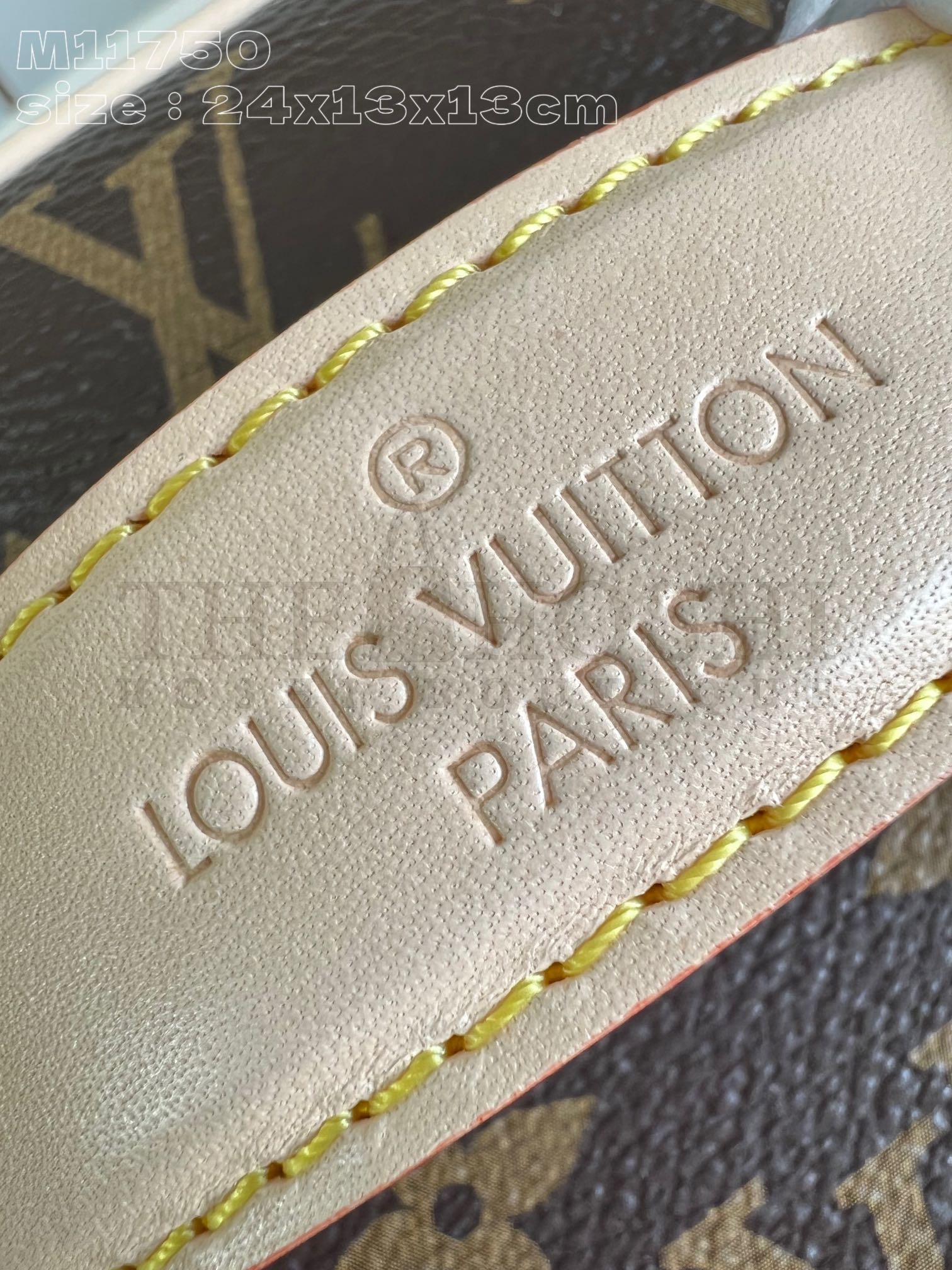 M11750 Toiletry Bag 2 Compartments LV bag 24 x 13 x 13cm Master Quality