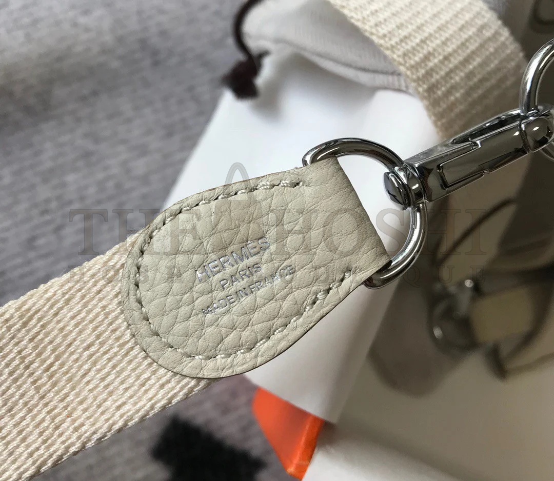 H**me5 Evelyne III Mini Bag In Beton Clemence Leather Master Quality