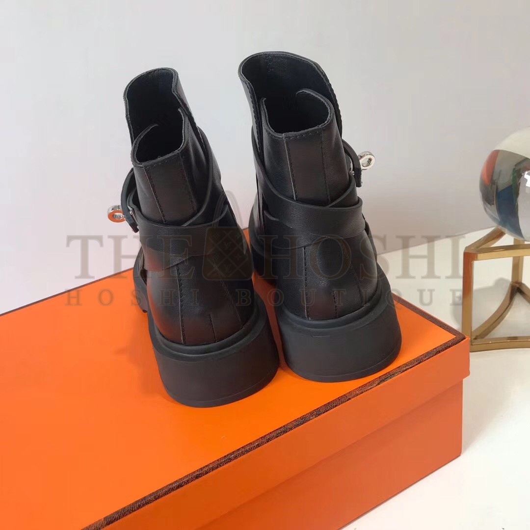 H**me5 Veo Ankle Boots In Black Calfskin Master Quality