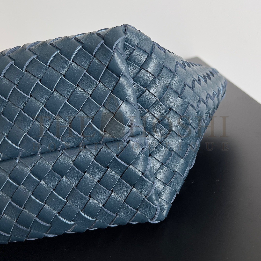 B0tt*ga Ven*ta Cabat Mini Bag In Navy Blue Intrecciato Lambskin Master Quality