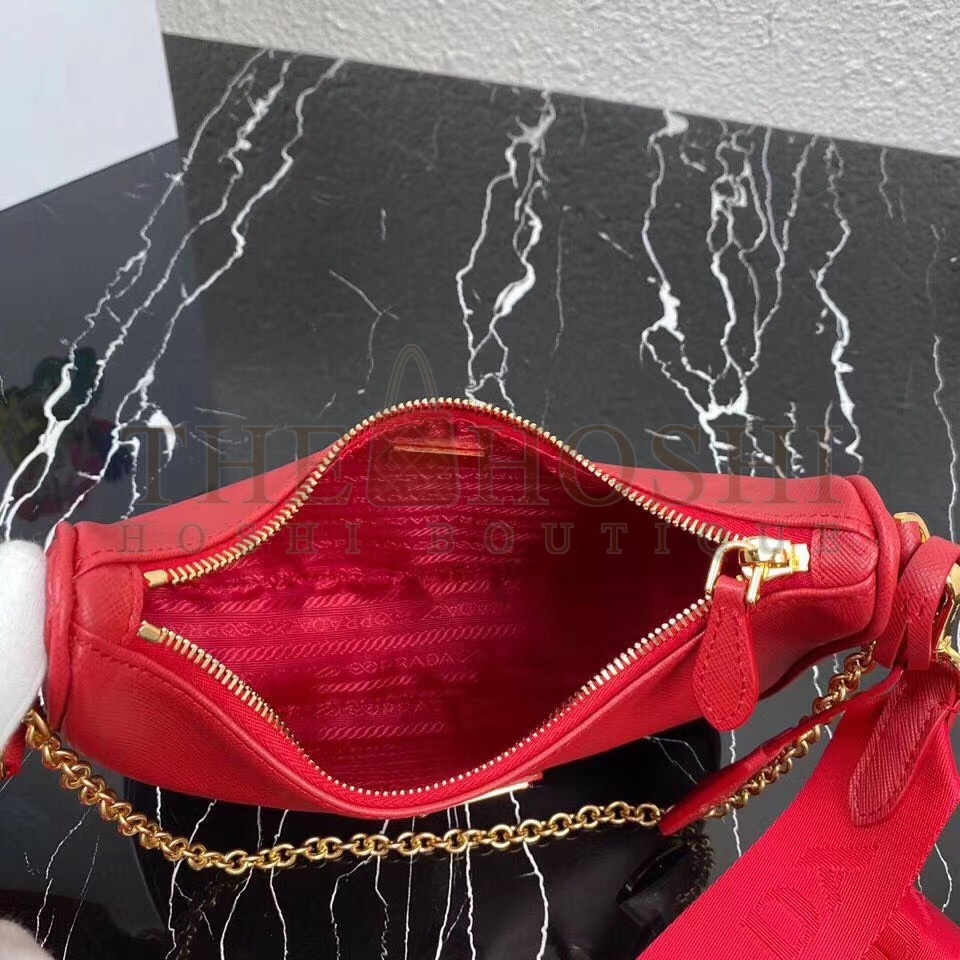 Pra*a Re-Edition 2005 Shoulder Bag In Red Saffiano Leather Master Quality