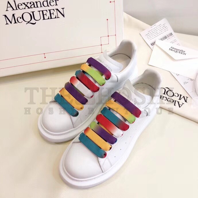 A1exa*der Mcqv*en Women