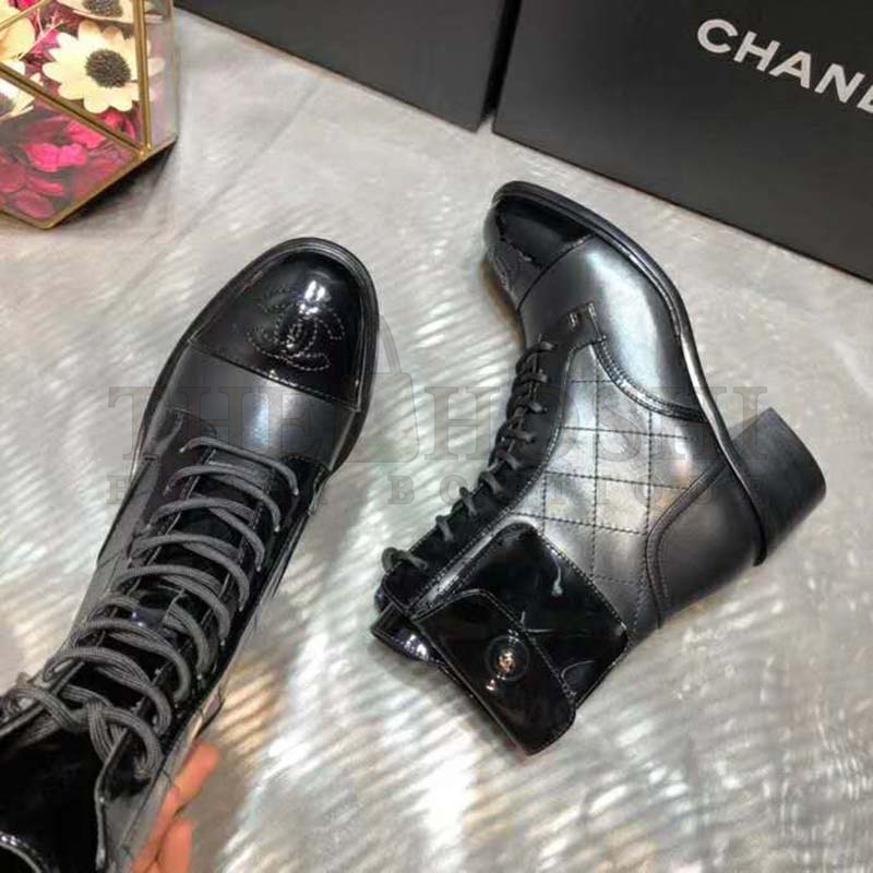 Ch**el Women Patent Calfskin &amp; Crumpled Calfskin Ankle Boots-Black Master Quality