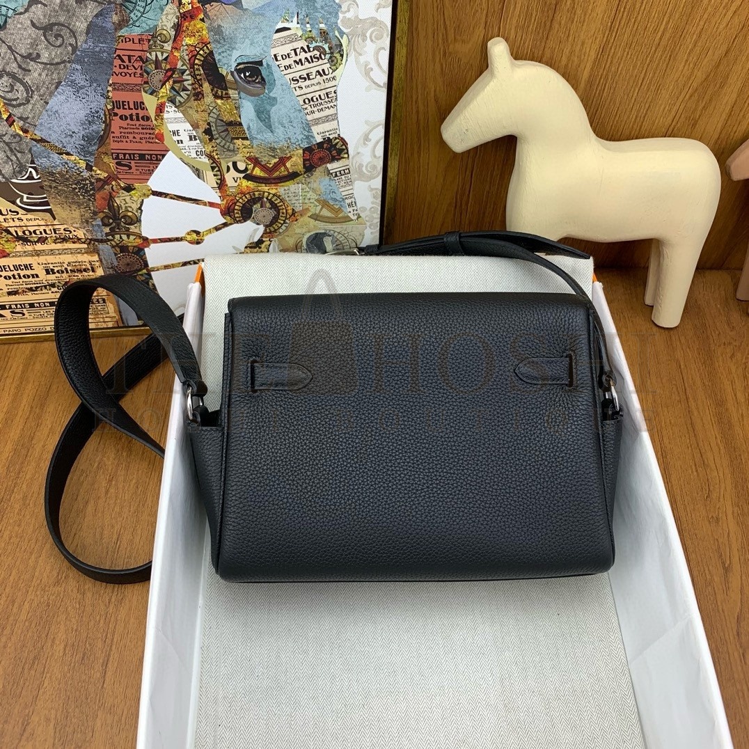 H**me5 Kelly Messenger Bag in Black Clemence Leather Master Quality