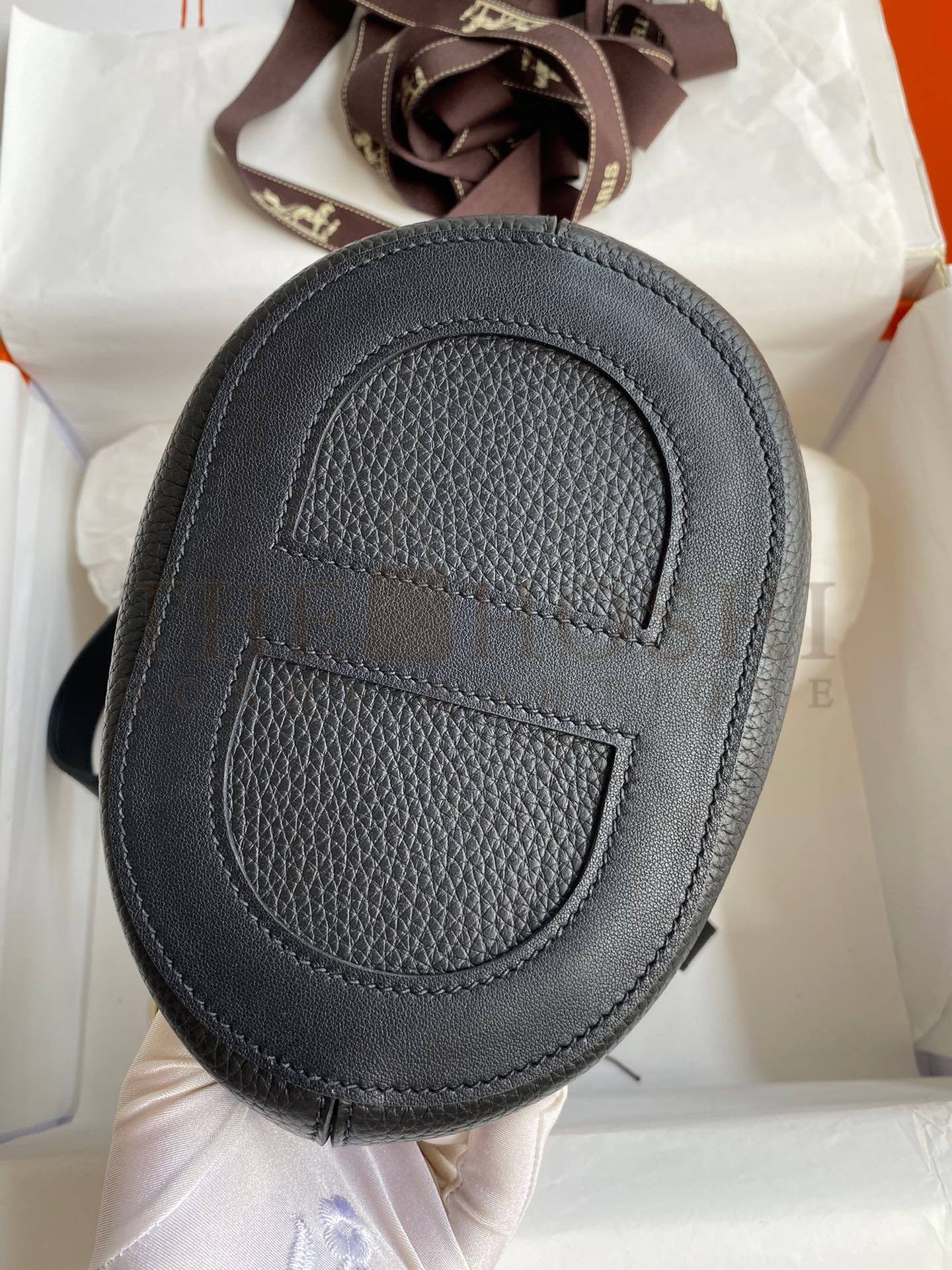 H**me5 In The Loop 18 Handmade Bag in Black Clemence Leather Master Quality