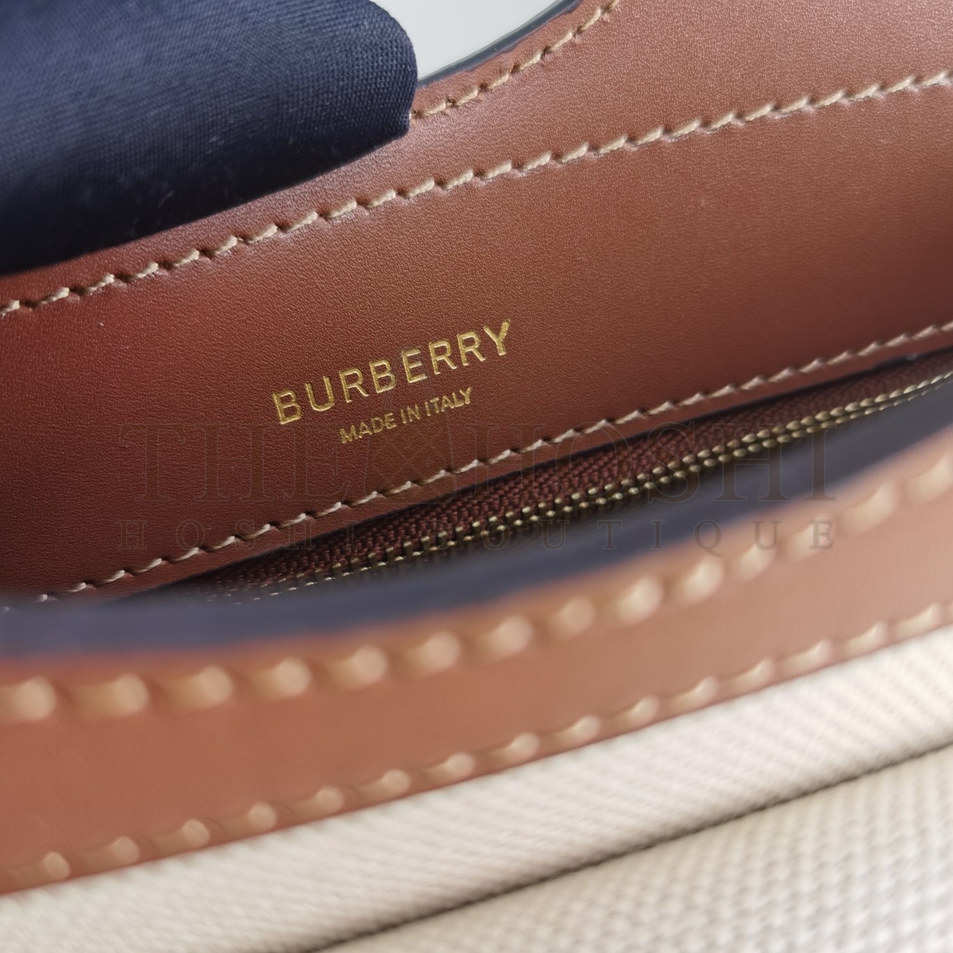 Bv*b*rry Pocket Bag - Canvas and Leather Trim 26.5x23x6 CM Master Quality