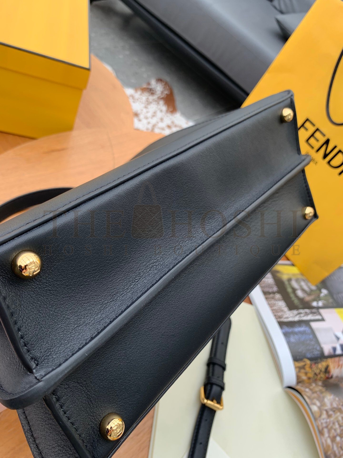 F**di Peekaboo ISeeU Medium Bag In Black Calfskin Master Quality
