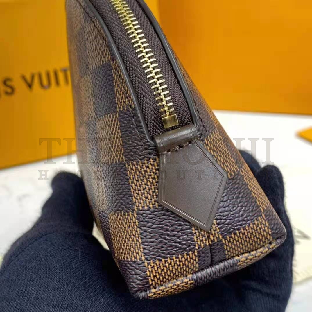 L0vis Vvtt0n LV Women Cosmetics Pouch Damier Coated Canvas Golden Brass Master Quality
