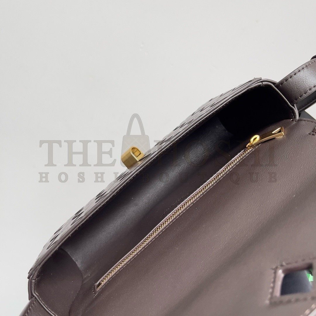 B0tt*ga Ven*ta Mini Andiamo Cross-Body Bag in Fondant Intrecciato Lambskin Master Quality