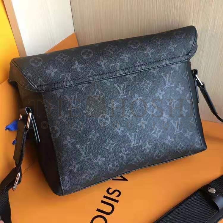 L0vis Vvtt0n LV Men Messenger PM Voyager Bag in Monogram Eclipse Canvas-Black Master Quality