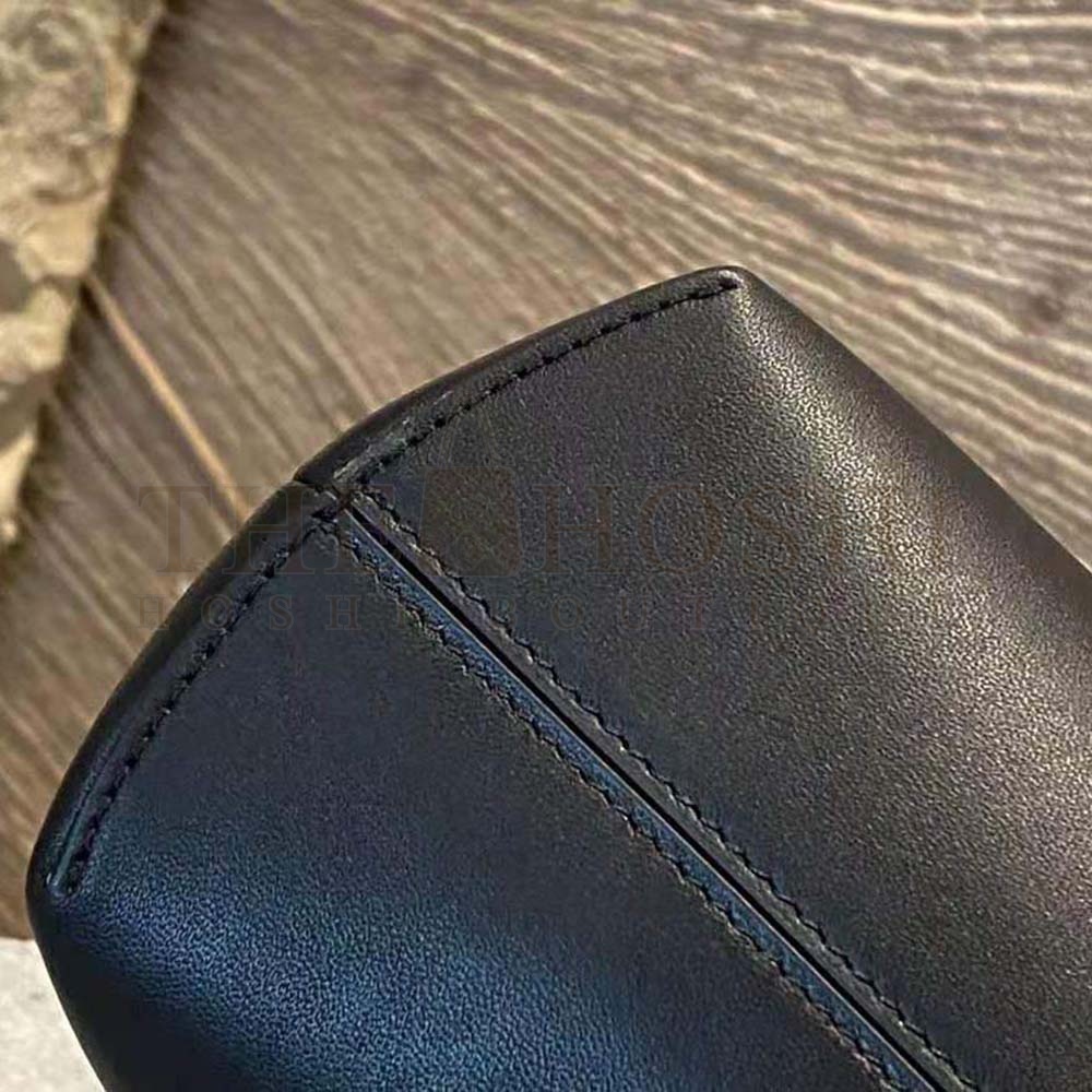 F**di Women First Medium Nappa Leather Bag-Black Master Quality