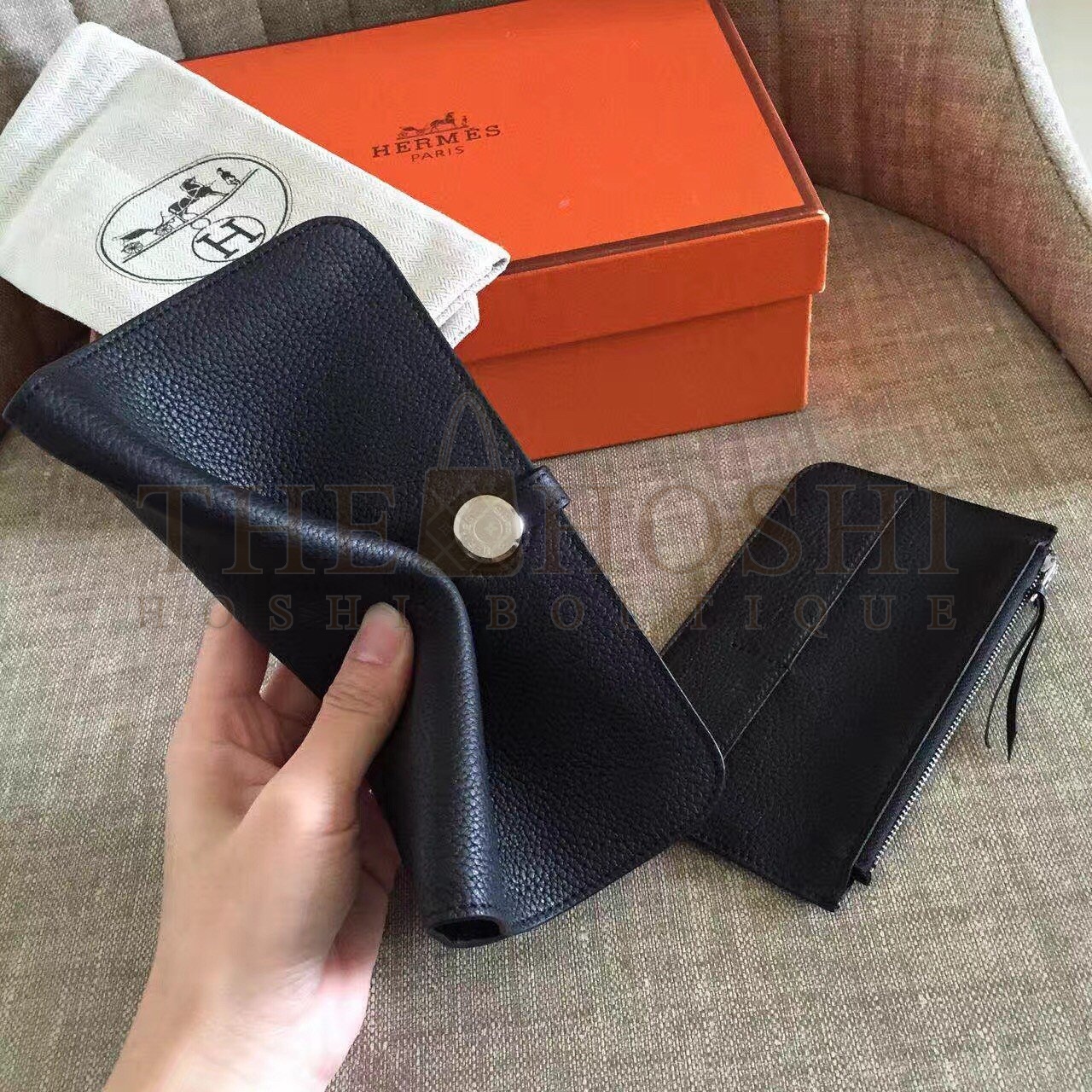 H**me5 Dogon Duo Wallet in Black Clemence Leather Master Quality