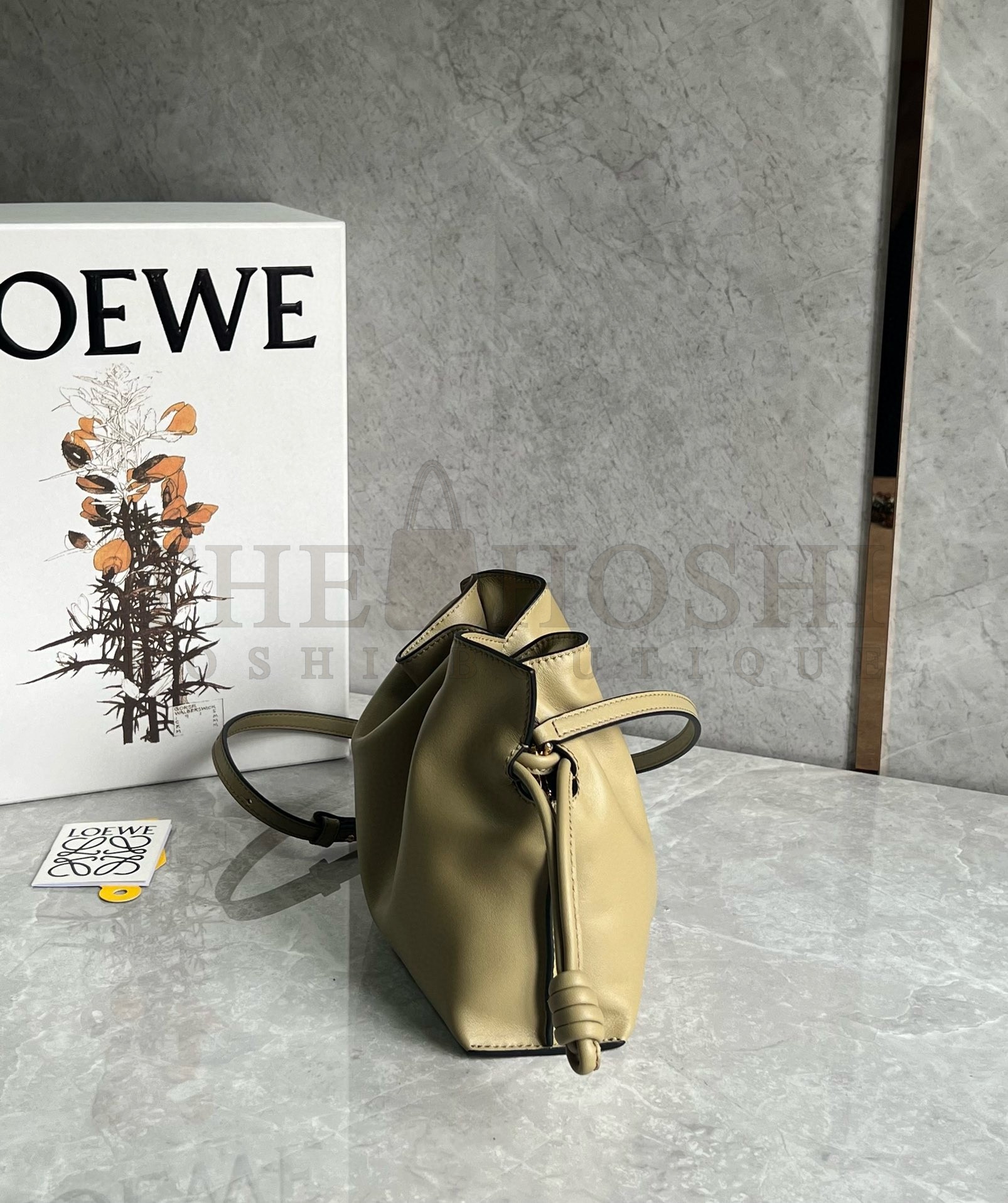 L0ew* Mini Flamenco Clutch Bag in Clay Green Nappa Calfskin Master Quality