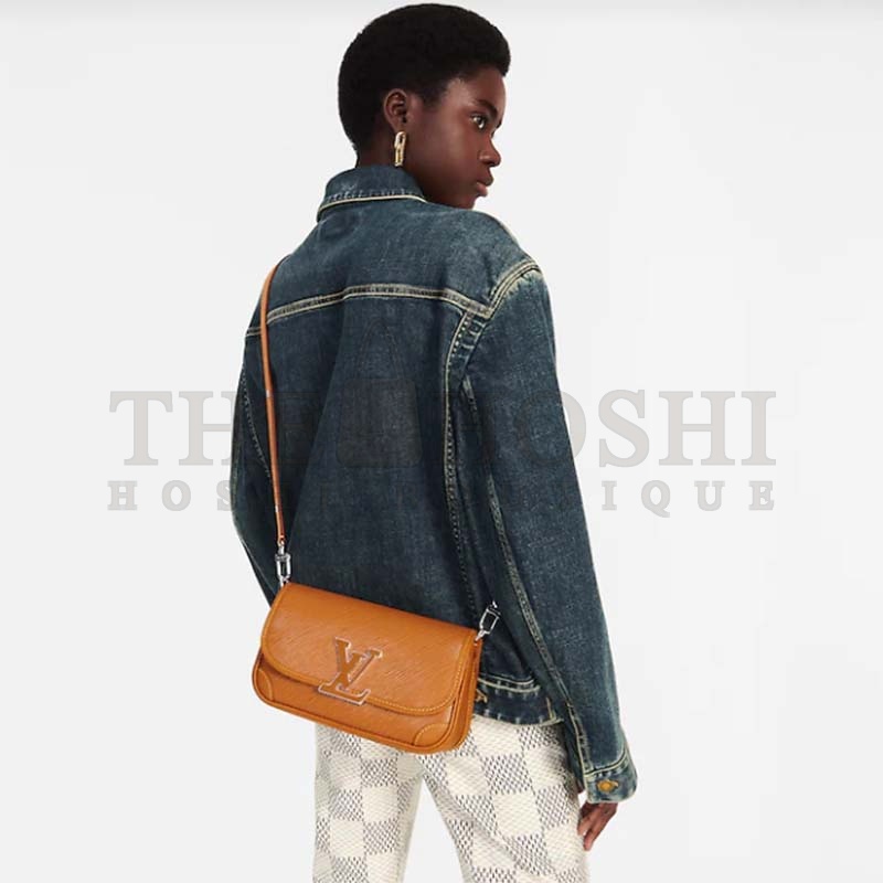L0vis Vvtt0n LV Women Buci Crossbody Brown Epi Grained Smooth Cowhide Leather Master Quality