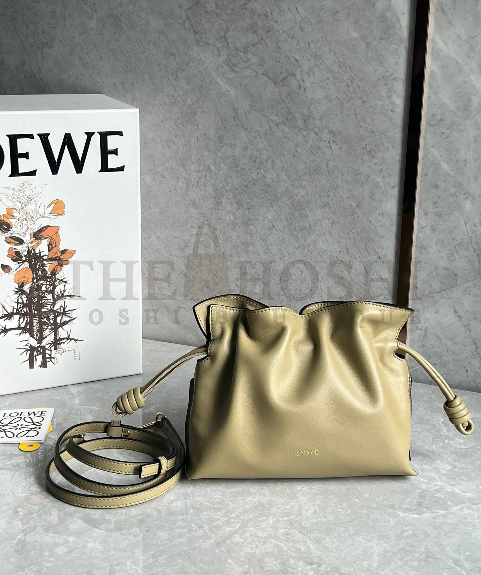 L0ew* Mini Flamenco Clutch Bag in Clay Green Nappa Calfskin Master Quality