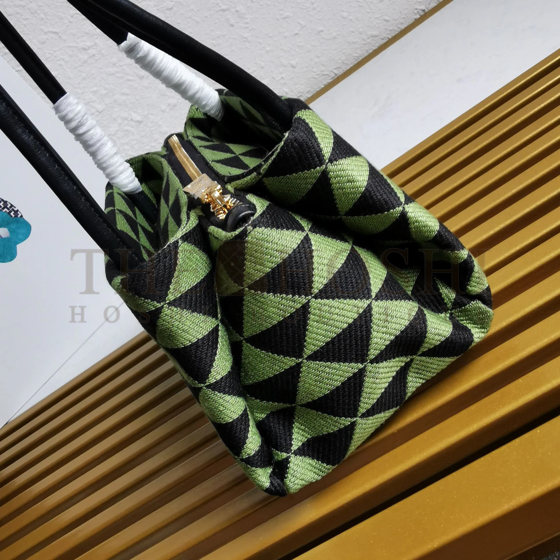 Pra*a S*pernova Small Shoulder Bag In Black/Green Fabric Master Quality