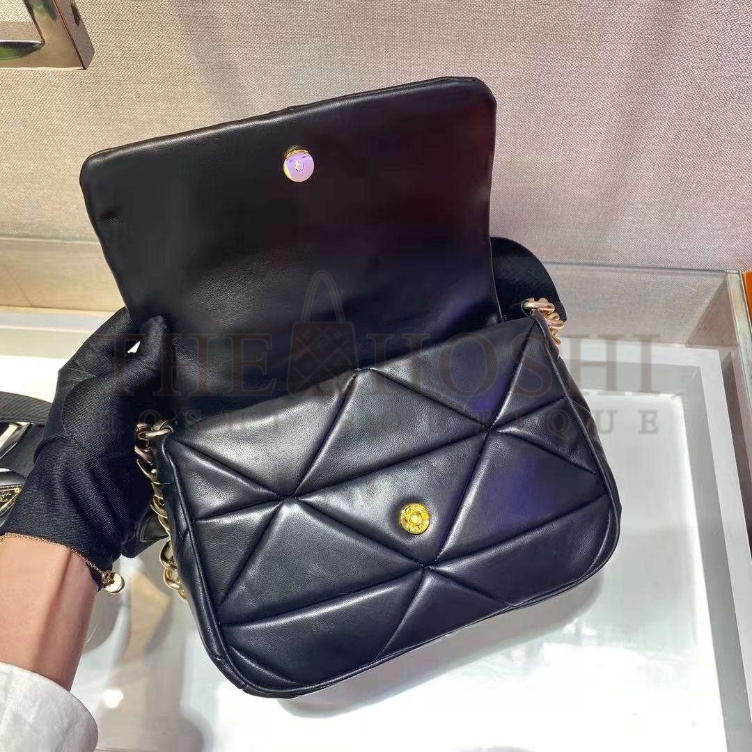 Pra*a Women Padded Leather Shoulder Bag Triangle-Stitched Padding-Black Master Quality