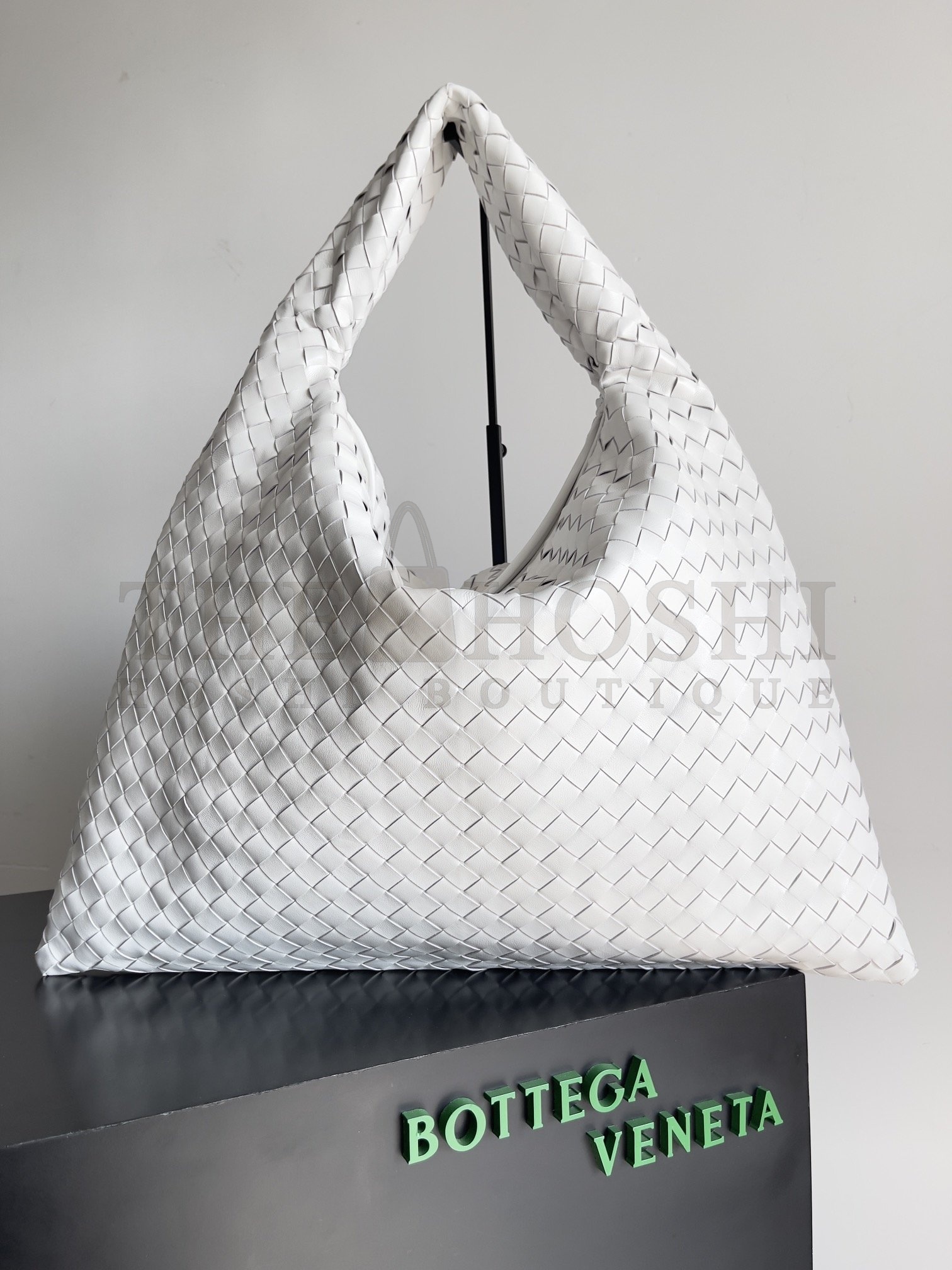 B0tt*ga Ven*ta bv Shoulder bag with Intrecciato craftsmanship in calf leather Large Hop bag 53*24*13cm Master Quality