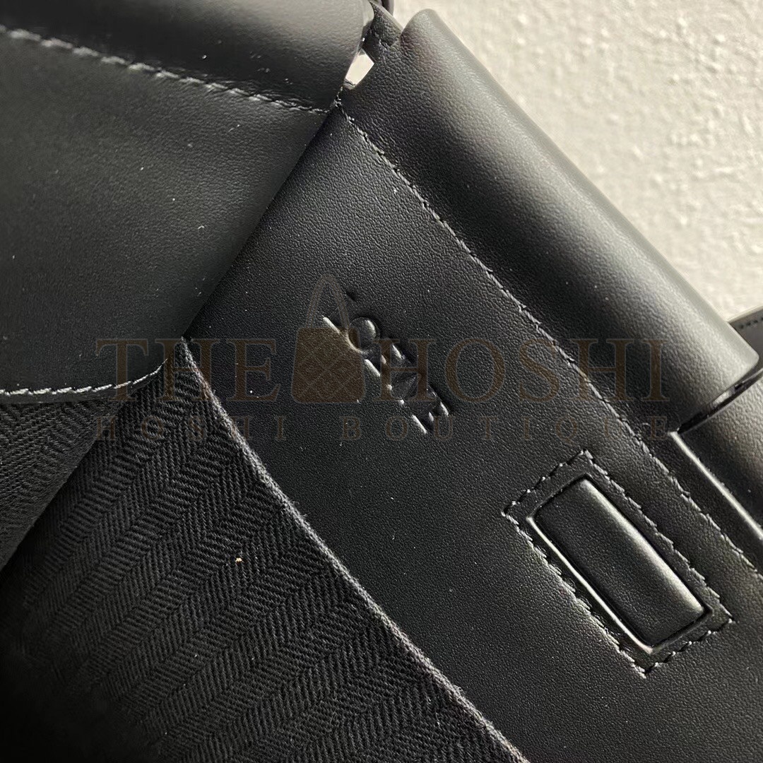 L0ew* Medium Cushion Tote In Black Anagram Jacquard Master Quality