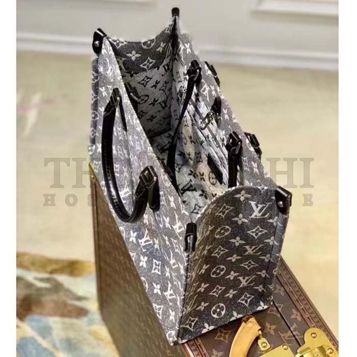 L0vis Vvtt0n LV Women OnTheGo MM Tote Gray Denim Textile Jacquard Master Quality