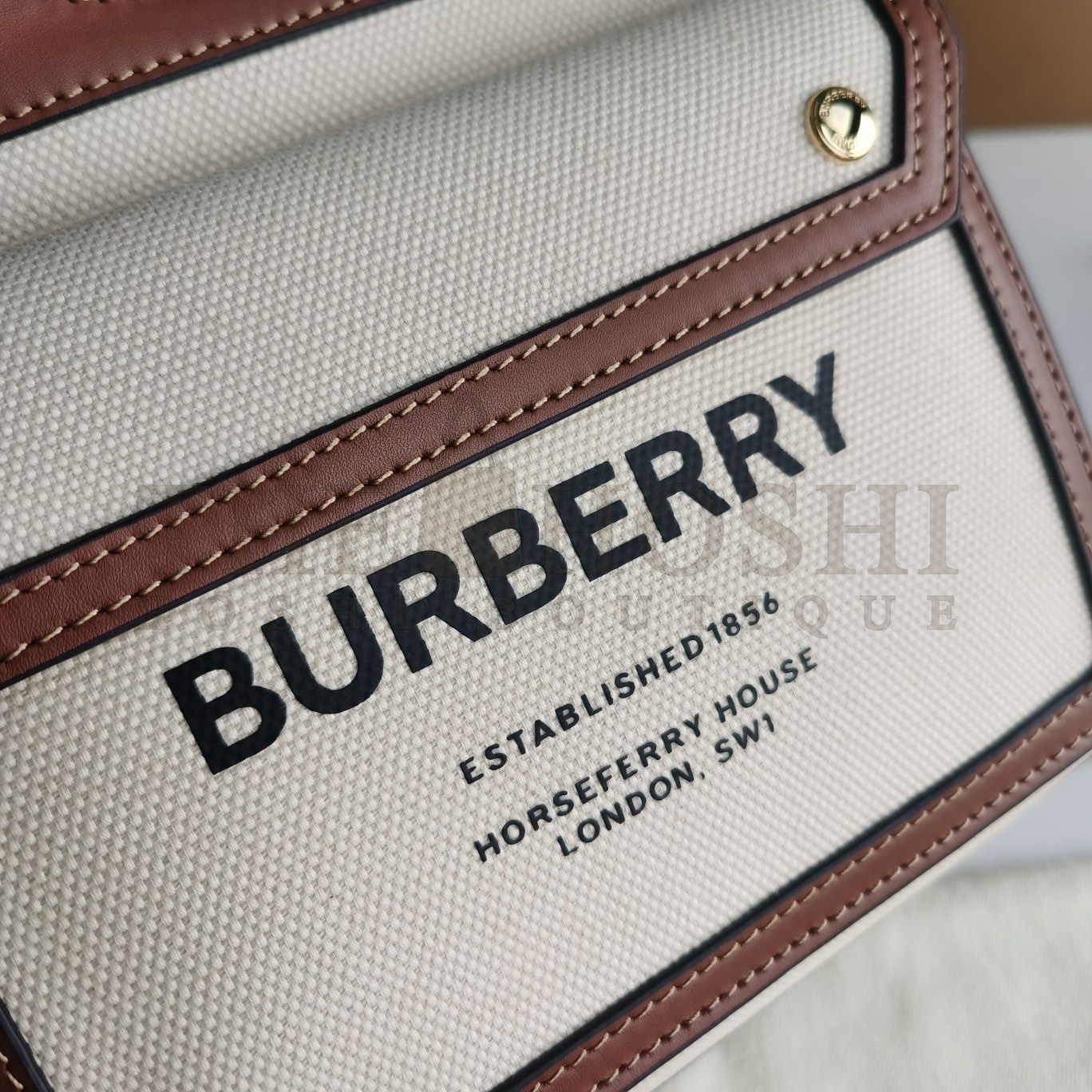 Bv*b*rry Pocket Bag - Canvas and Leather Trim 26.5x23x6 CM Master Quality