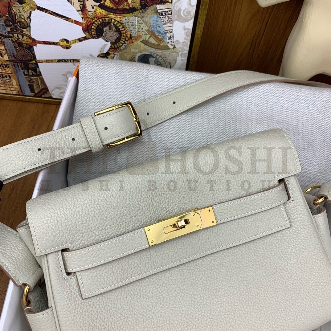 H**me5 Kelly Messenger Bag in Craie Clemence Leather Master Quality