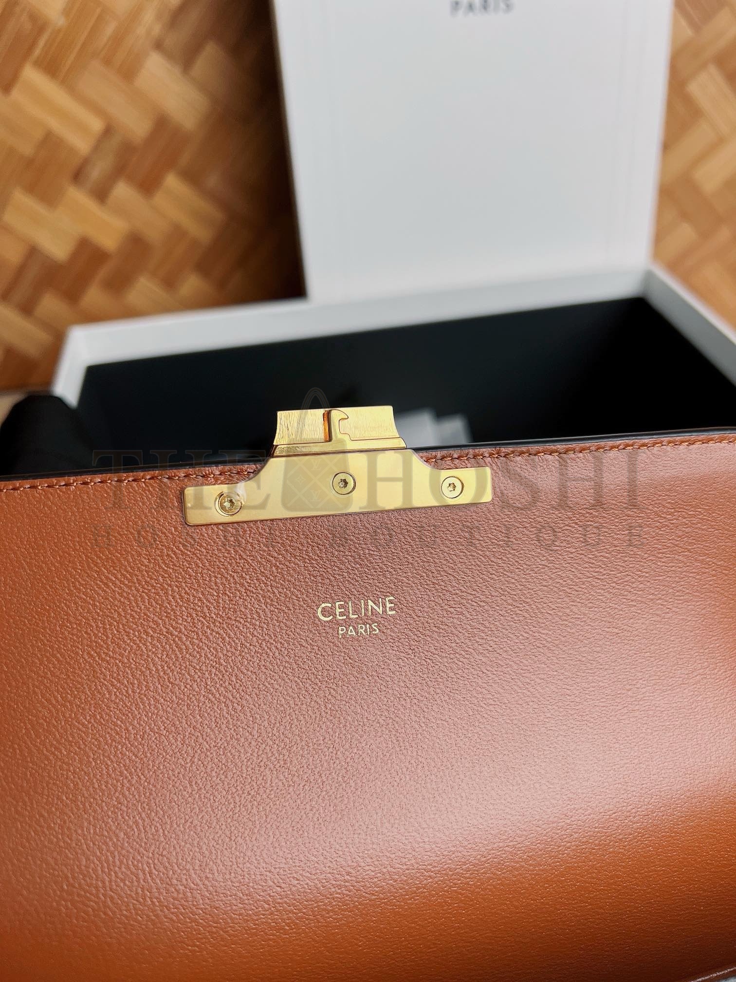 Ce1i*e Claude Shoulder Bag in Black Triomphe Canvas Master Quality
