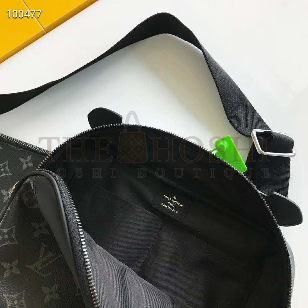 L0vis Vvtt0n LV Men Bumbag in Monogram Eclipse Canvas-Black Master Quality