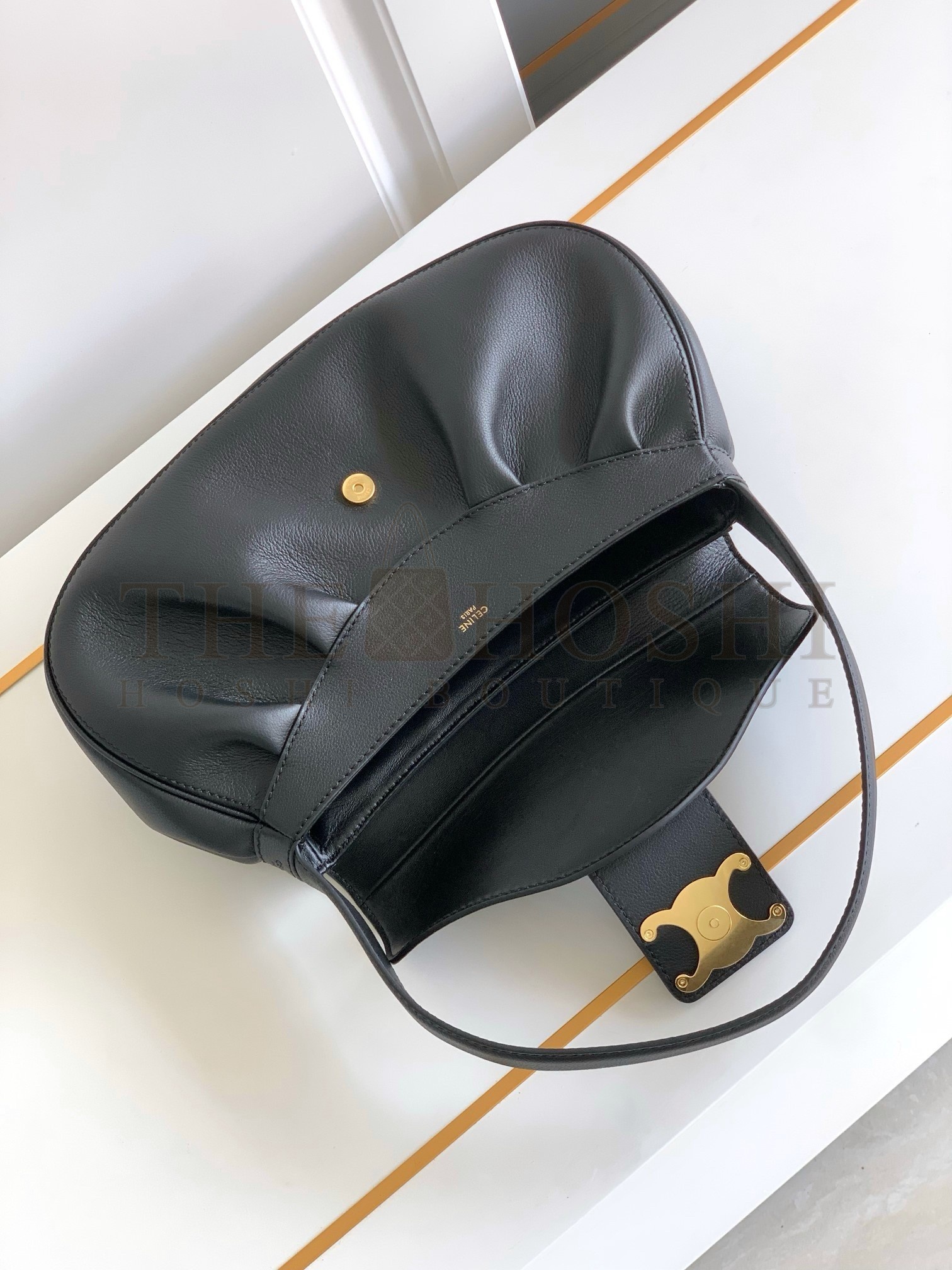 Ce1i*e Medium Polly Shoulder Bag in Black Calfskin Master Quality