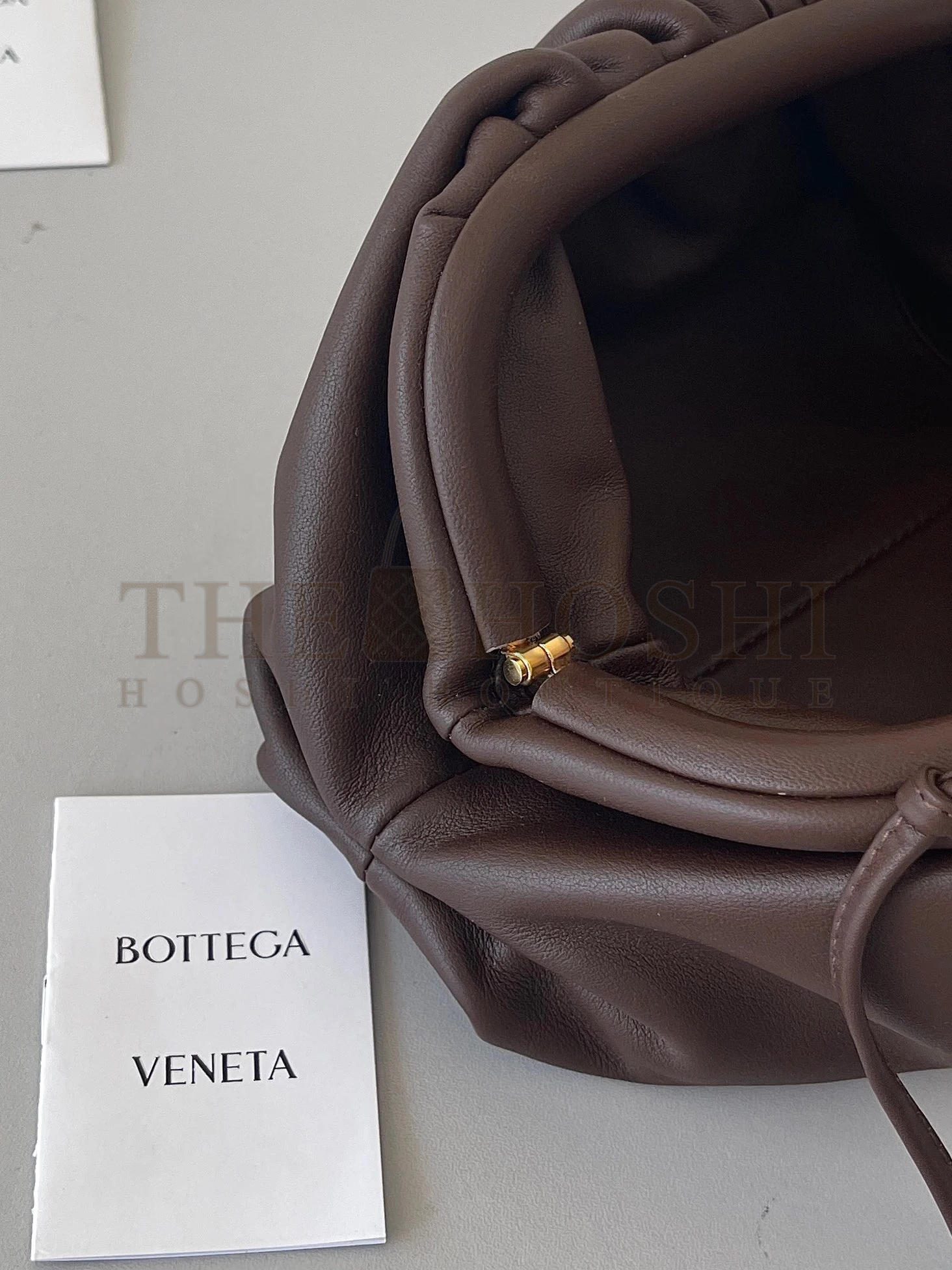 B0tt*ga Ven*ta Mini Pouch with Strap in Fondant Calfskin Master Quality
