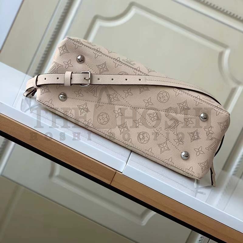 L0vis Vvtt0n LV Women Bella Tote Crème Beige Mahina Perforated Calfskin Master Quality