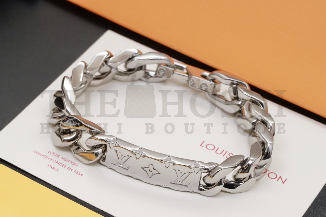 LV Bracelet Master Quality