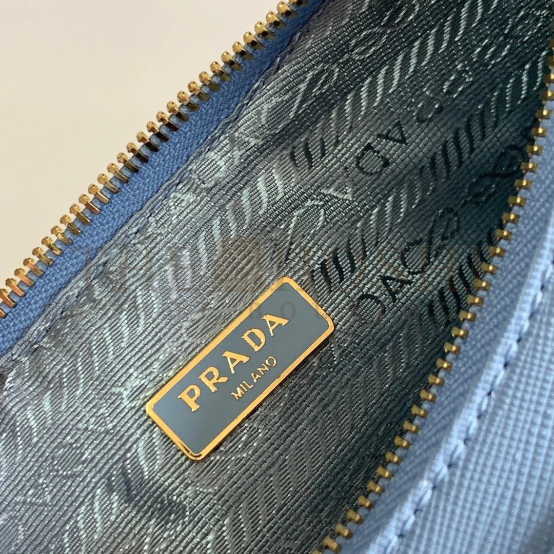 Pra*a Re-Edition 2005 Shoulder Bag In Blue Saffiano Leather Master Quality
