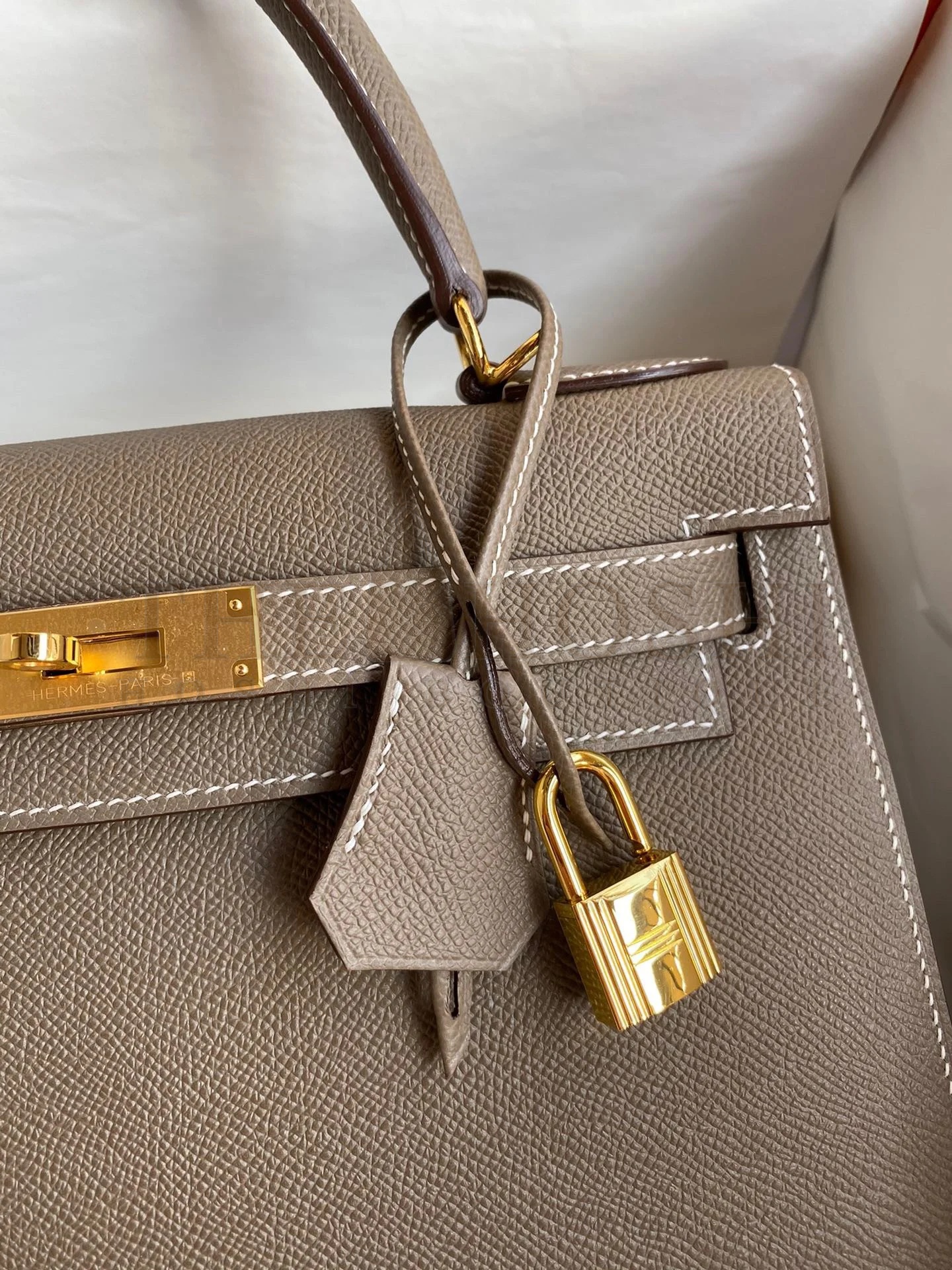 H**me5 Kelly Sellier 28 Handmade Bag In Taupe Epsom Calfskin Master Quality