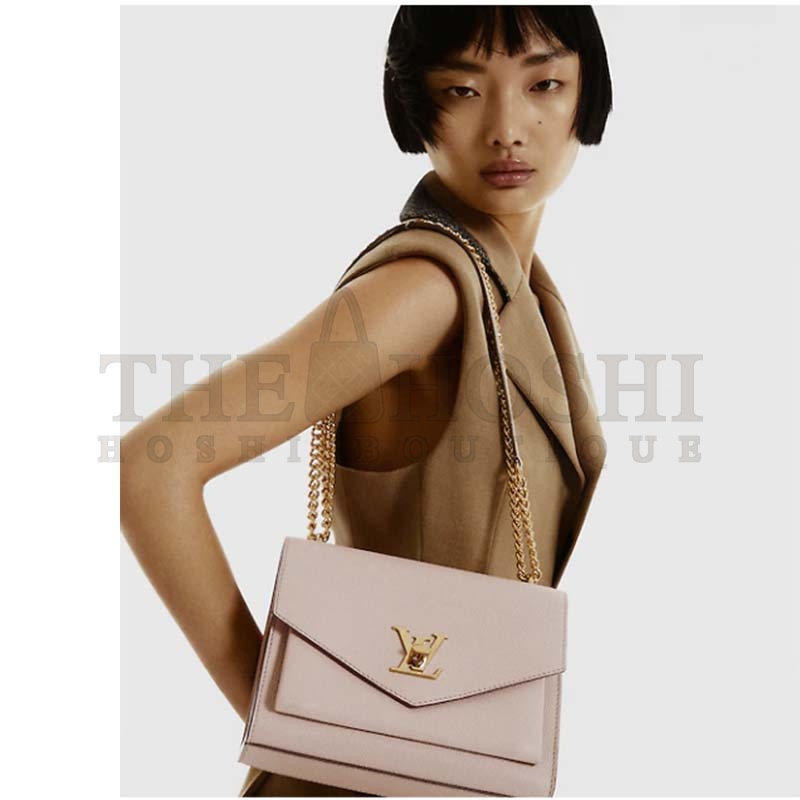 L0vis Vvtt0n LV Women Mylockme Chain Bag Beige Soft Grained Calfskin Turn Lock Master Quality