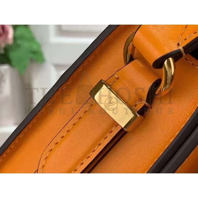 L0vis Vvtt0n LV Women Pont 9 Soft PM Handbag Yellow Grained Calfskin Cowhide Master Quality