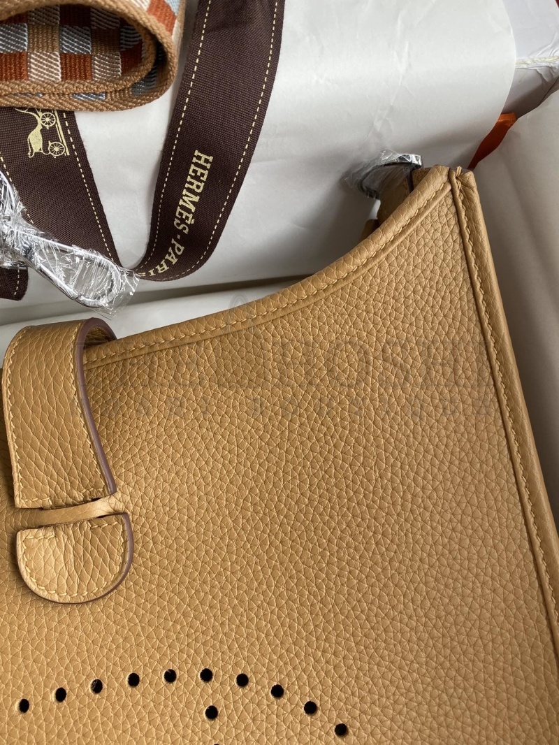 H**me5 Evelyn Bags Master Quality