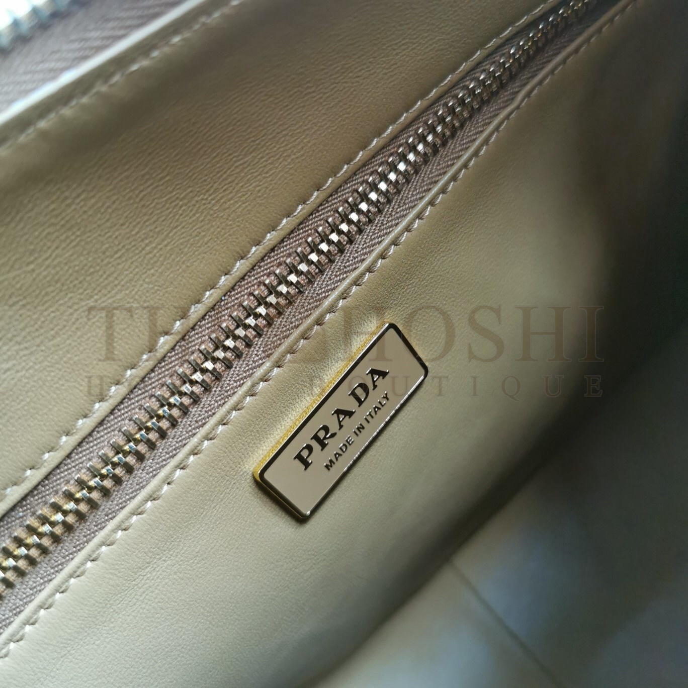 Pra*a Aimee Large Shoulder Bag in Brown Leather Master Quality