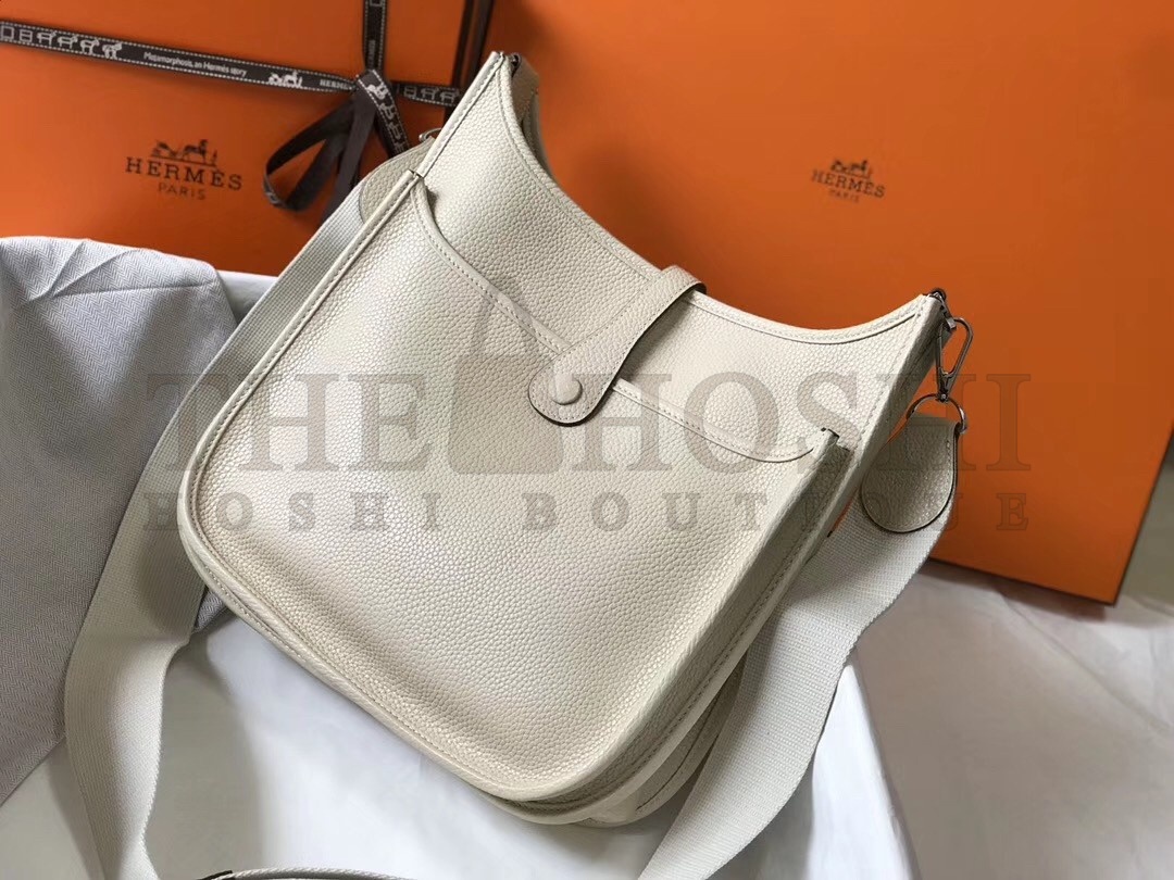 H**me5 Evelyne III 29 Bag In Craie Clemence Leather Master Quality